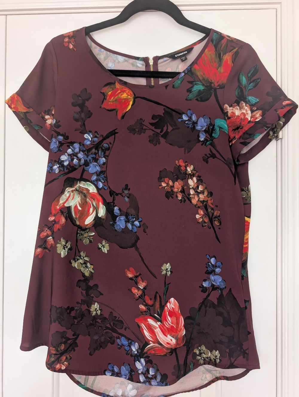 Short-Sleeve Satin Blouse in Floral Print